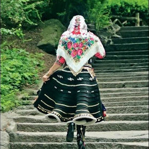 Meet your Posher, Phoebe